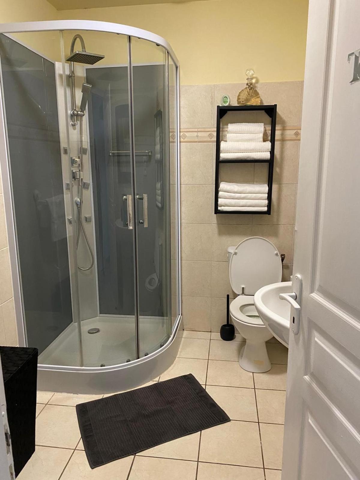 Agreable Rez De Jardin Avec Piscine Et Jacuzzi Διαμέρισμα Cervione Εξωτερικό φωτογραφία